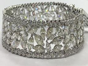 Elegance Essence Marquise White Diamond B12259