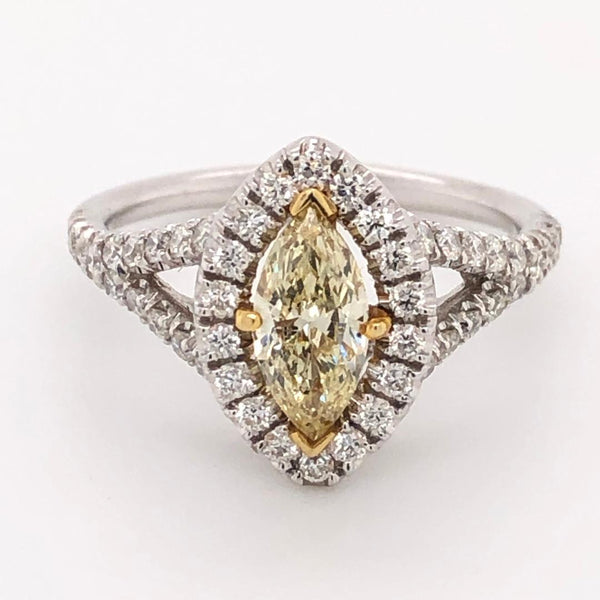 Halo Ring center Marquise Diamond