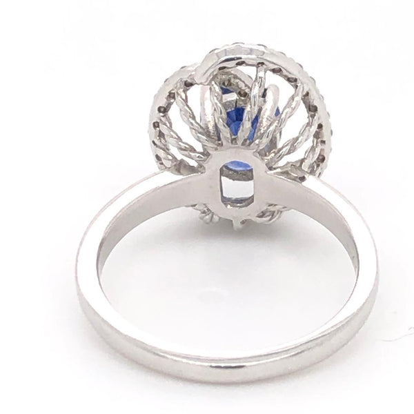 Cocktail Ring Center Oval Sapphire