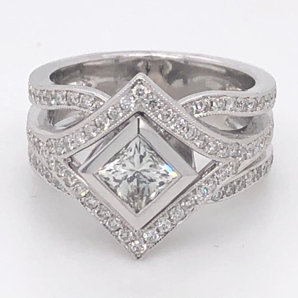 Cocktail Ring 14k white gold. Total Diamond Weight 1.72ct
