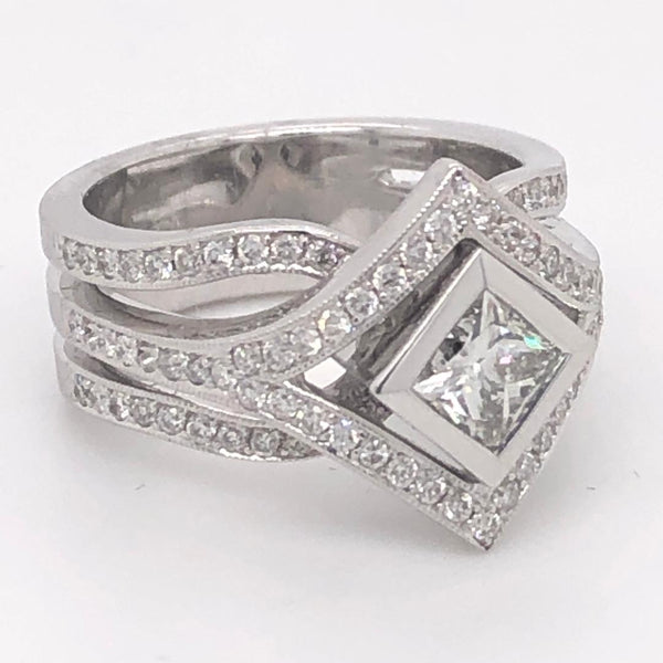 Cocktail Ring 14k white gold. Total Diamond Weight 1.72ct